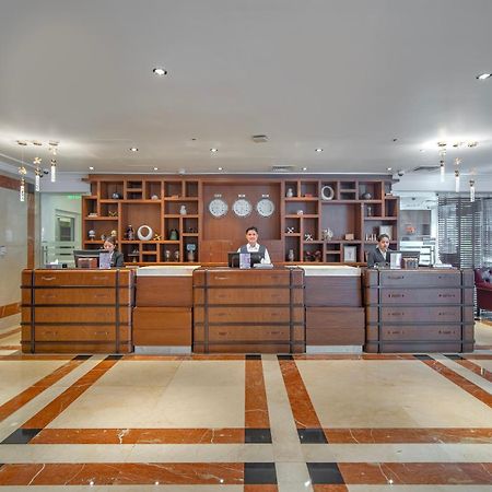Majestic Premier Hotel Burdubai Ngoại thất bức ảnh