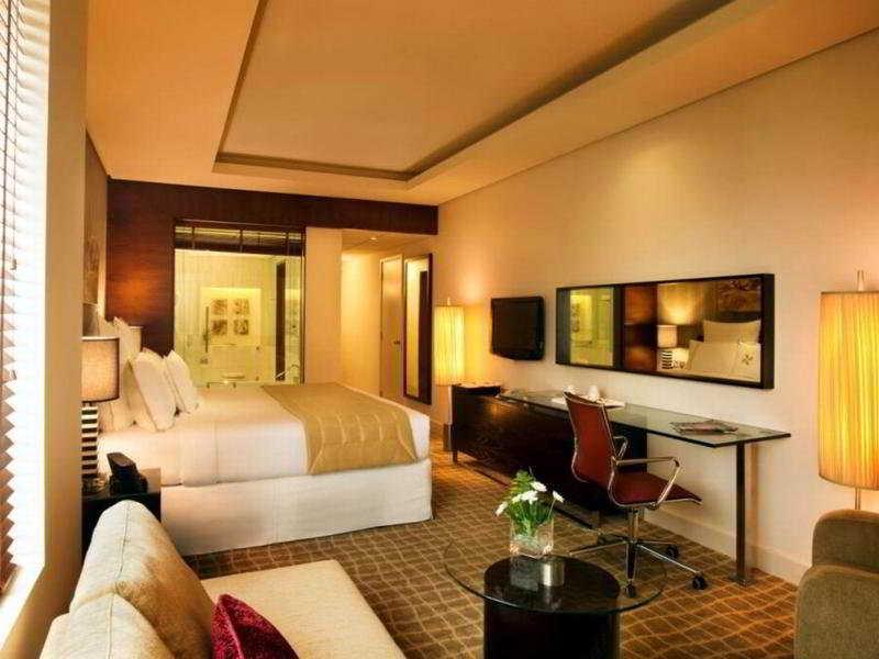 Majestic Premier Hotel Burdubai Ngoại thất bức ảnh